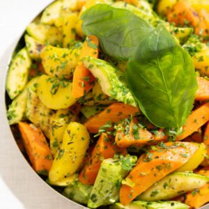 Legumes salteados no azeite e ervas