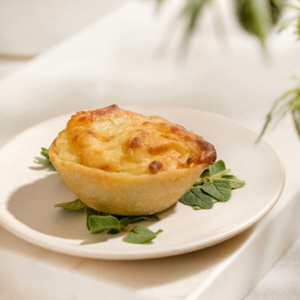 Mini quiche de alho poró e emmental
