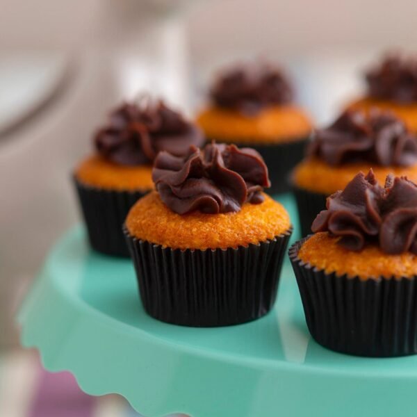 Bolinho de cenoura com ganache de chocolate