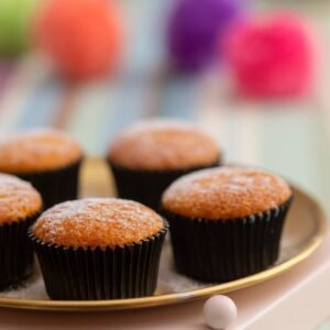 Bolinho de laranja com neve de açúcar