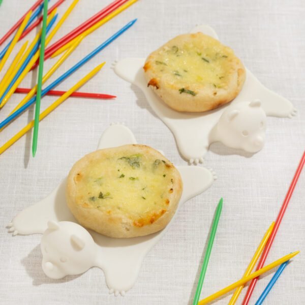 Esfiha de queijo aberta