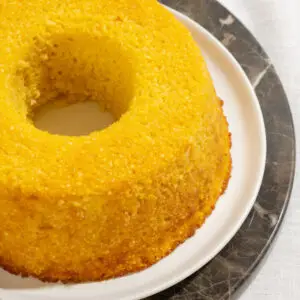 Bolo rústico de milho verde 1uni