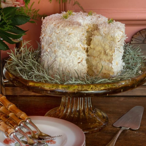 23- Bolo de abacaxi com coco