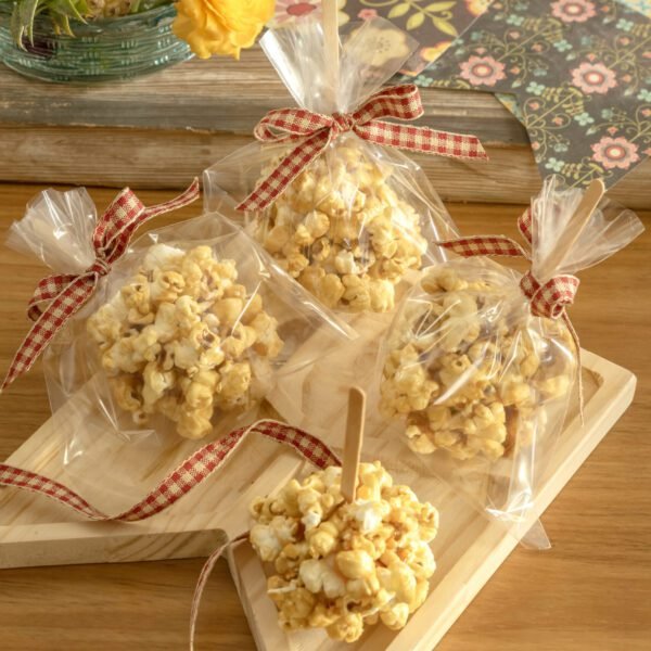 22- Pirulito de pipoca doce caramelada