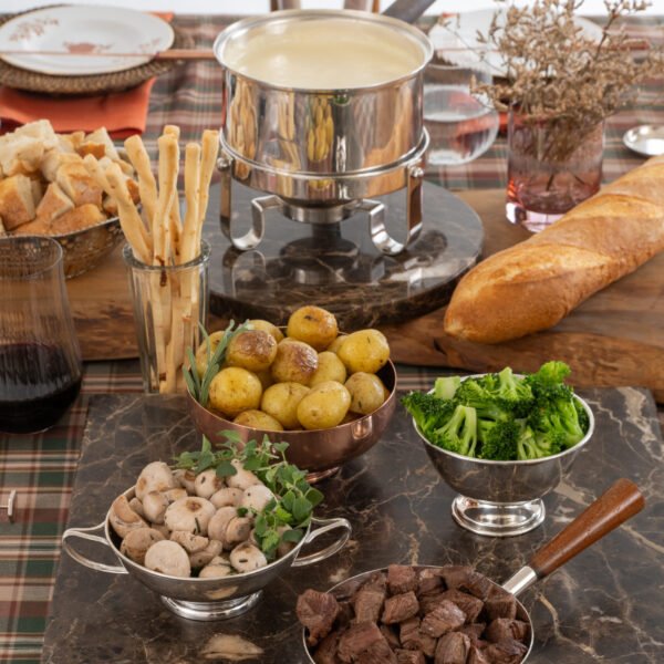 5- Fondue de queijo suíço (2 Pessoas)